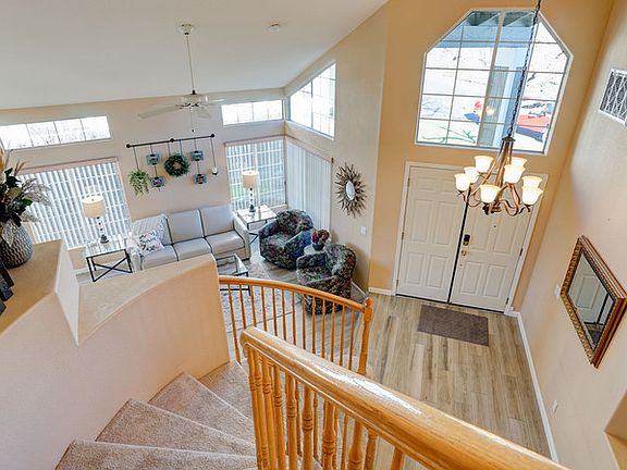 5th image of 9520 Wellington Cir