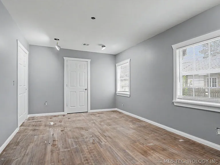 5006 S 32nd West Ave — Photo 15