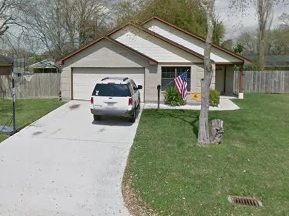 1917 Estate Dr, Deer Park, TX 77536