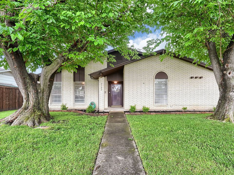 1st image of 2142 Village Crest Dr