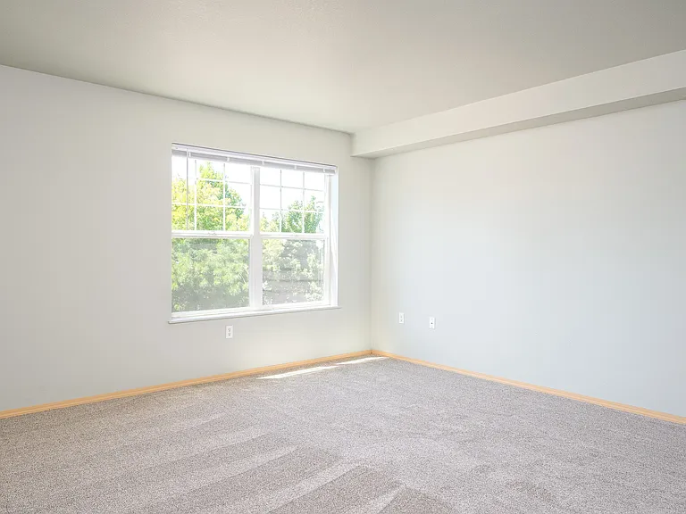 10th Street | Living Area