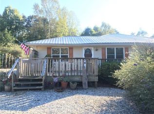 4711 Ledan Ext, Gainesville, GA 30506