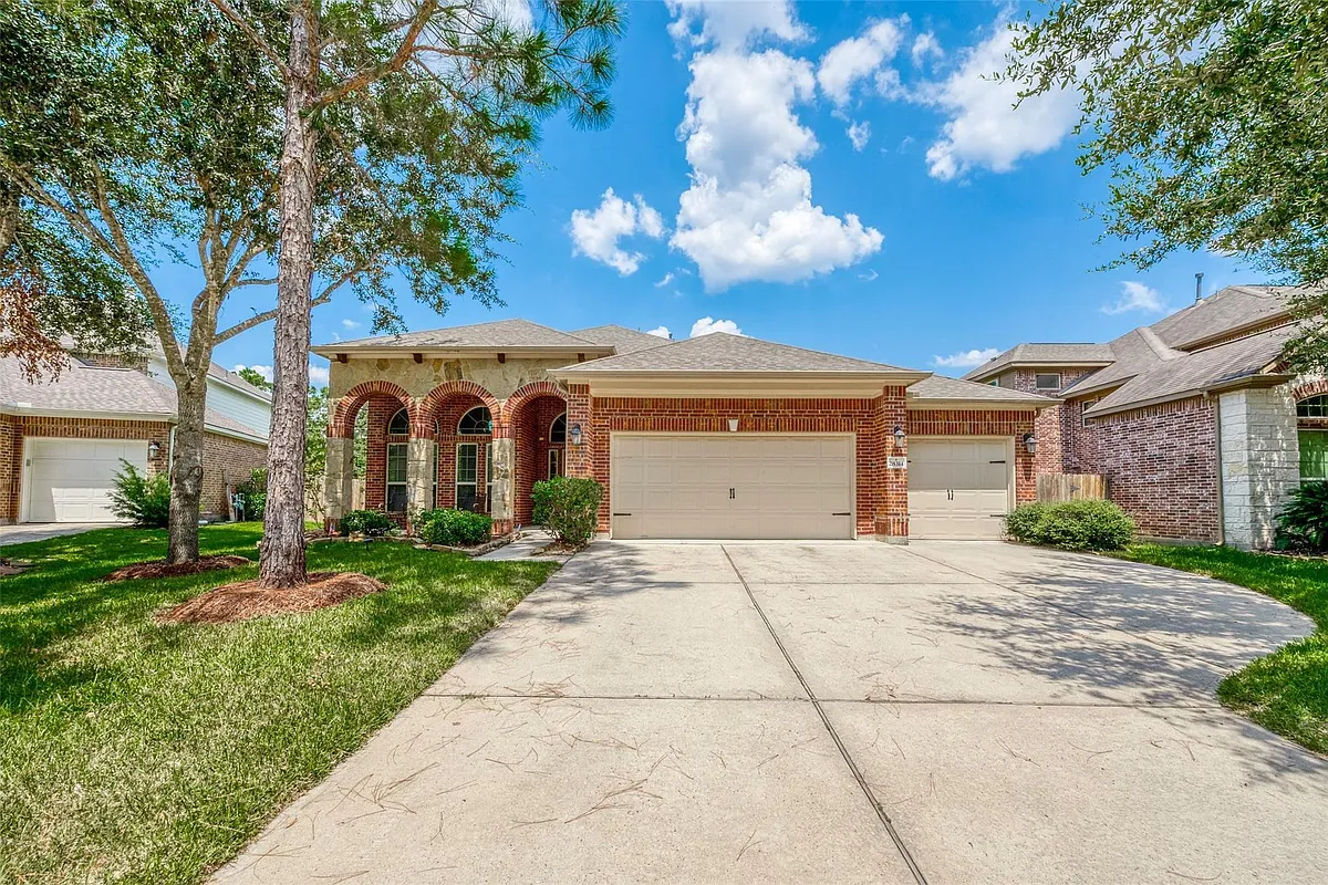 Building Photo - 28314 Calaveras Lake Dr