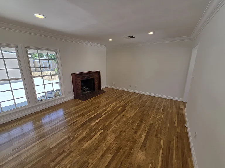 20758 Stephanie Dr — Photo 32