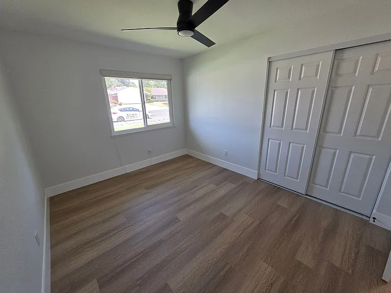 920 Coronado Dr — Photo 22