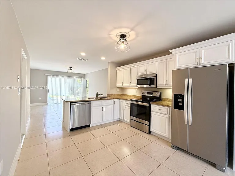 1140 Oysterwood St #HOME — Photo 6