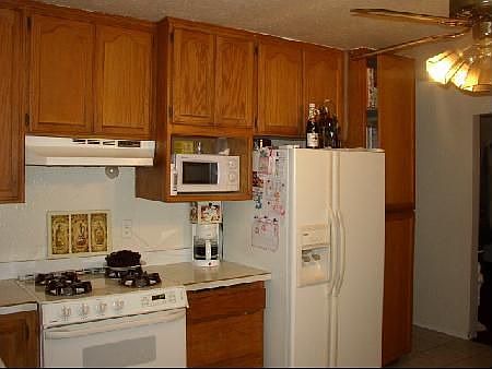 2nd image of 2535 W Atchison St