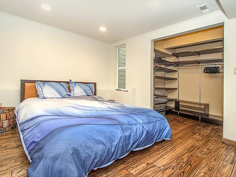 1737 Clement St — Photo 49