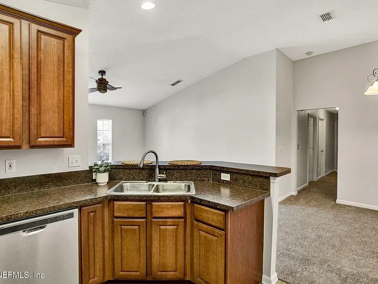 215 Jardin De Mer Pl — Photo 7