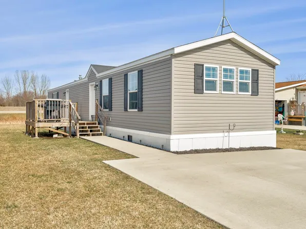3200 Okoboji Ave #89, Milford, IA 51351