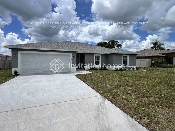 662 SE Polynesian Ave