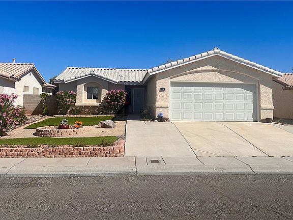 2nd image of 3320 Redwood Ridge Way