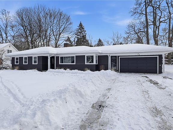 3rd image of 39 Scotch Ln