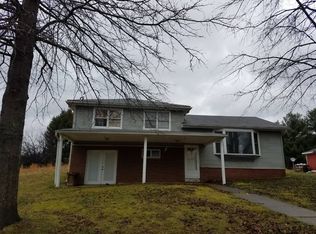 13084 State Route 327, Wellston, OH 45692