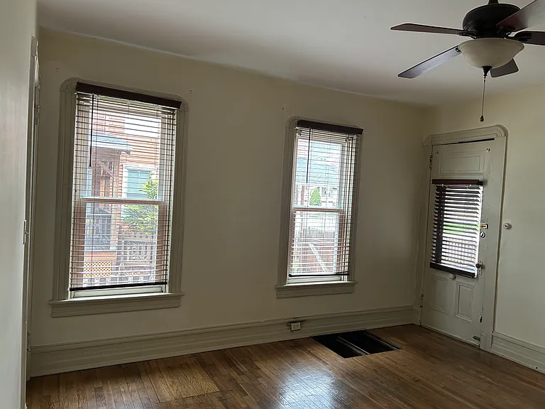 1203 Market St — Photo 13