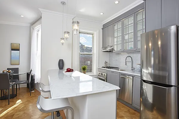 Sold by Stribling | media 12