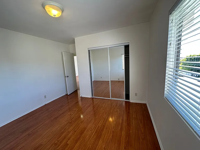 840 Haverford Ave #1 — Photo 16