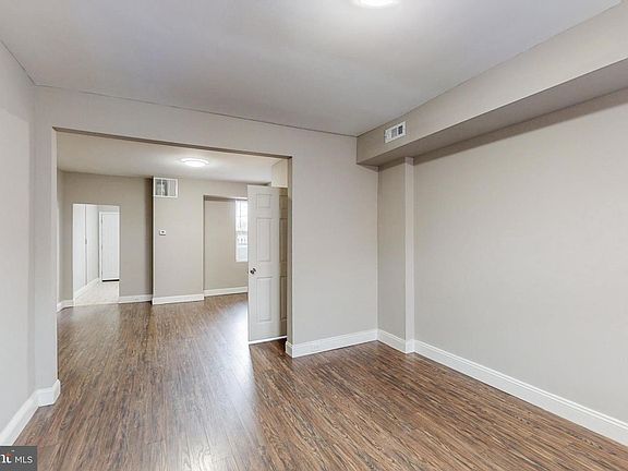 3rd image of 2867 Mayfield Ave