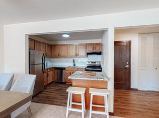 Hillsborough Apartments, Saint Paul, MN 55113
