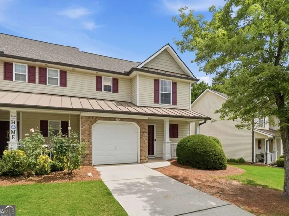 252 Darbys Crossing Ct, Hiram, GA 30141