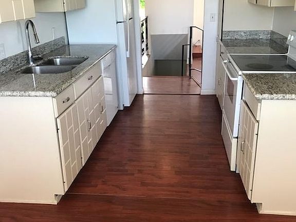 2nd image of 2555 E Cinnabar Ln