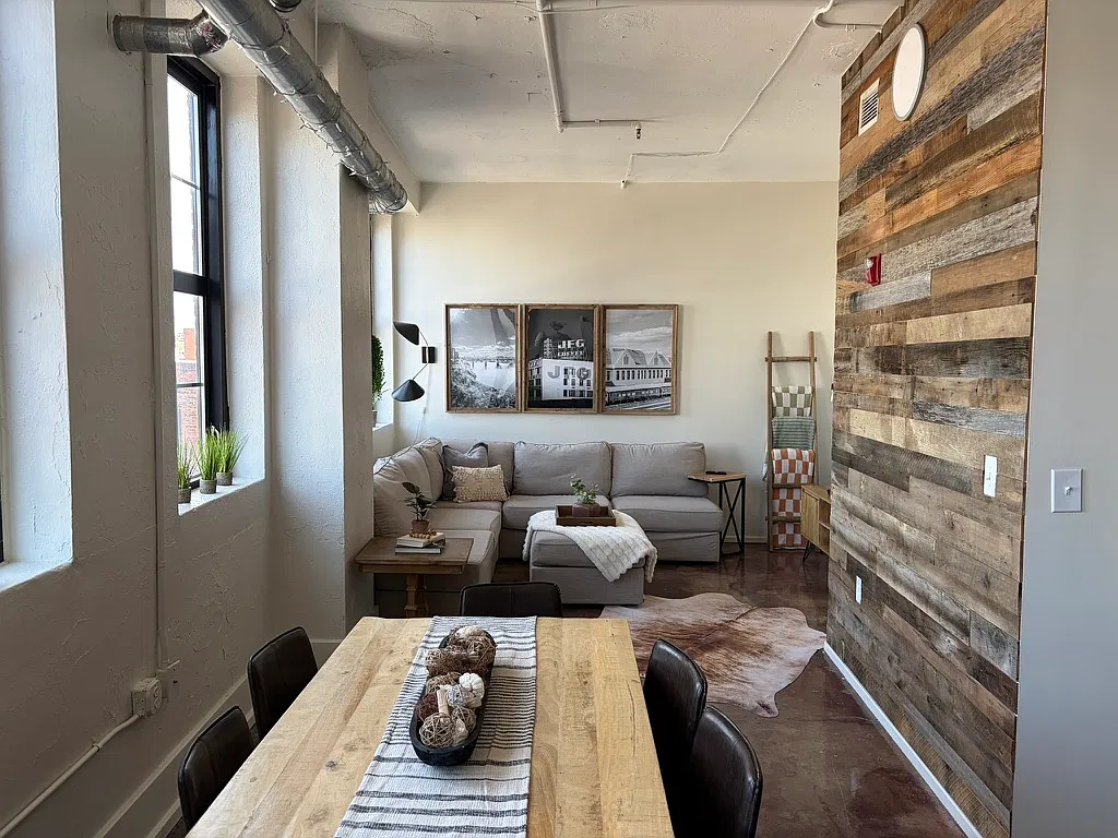 3 bed, 1260 sqft, $2,795 — Photo 4
