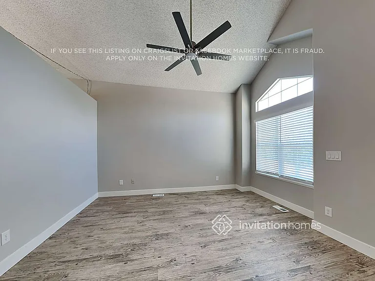 2255 Jeanette Way — Photo 8
