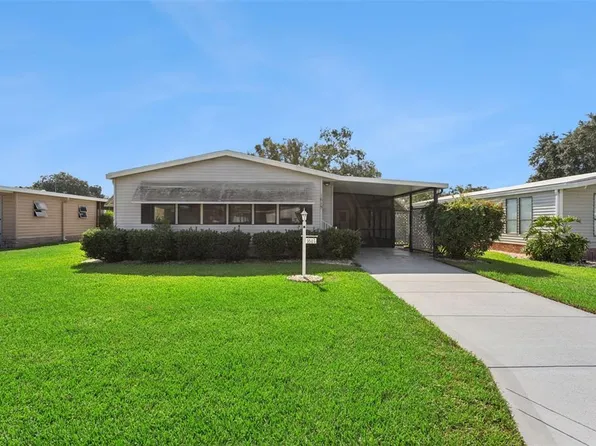 1615 PINEHURST DRIVE, LADY LAKE, FL 32159
