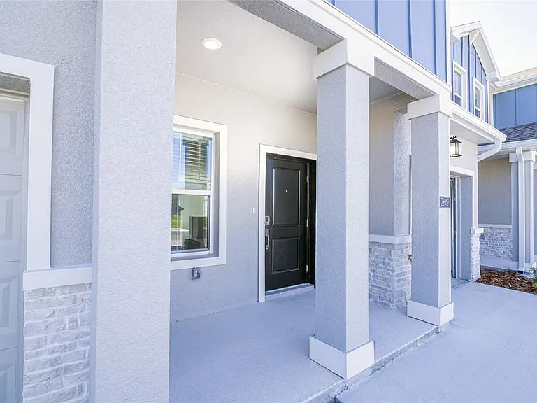 2642 Runners Cir — Photo 10