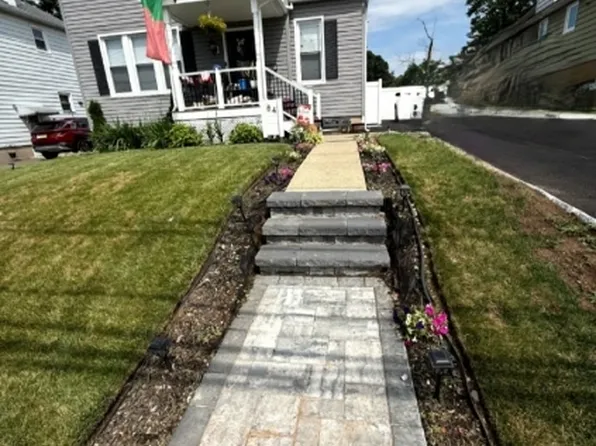 84 Fairfield Ave, West Caldwell Twp., NJ 07006