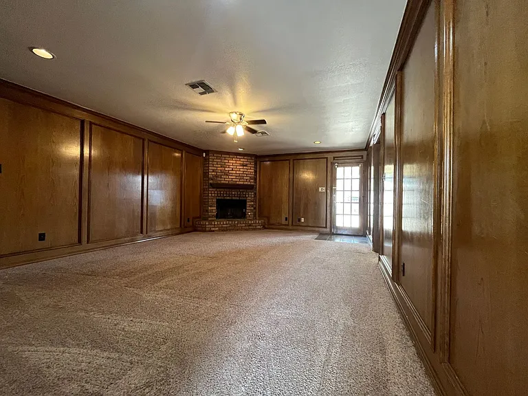 3321 Colquitt Rd — Photo 6