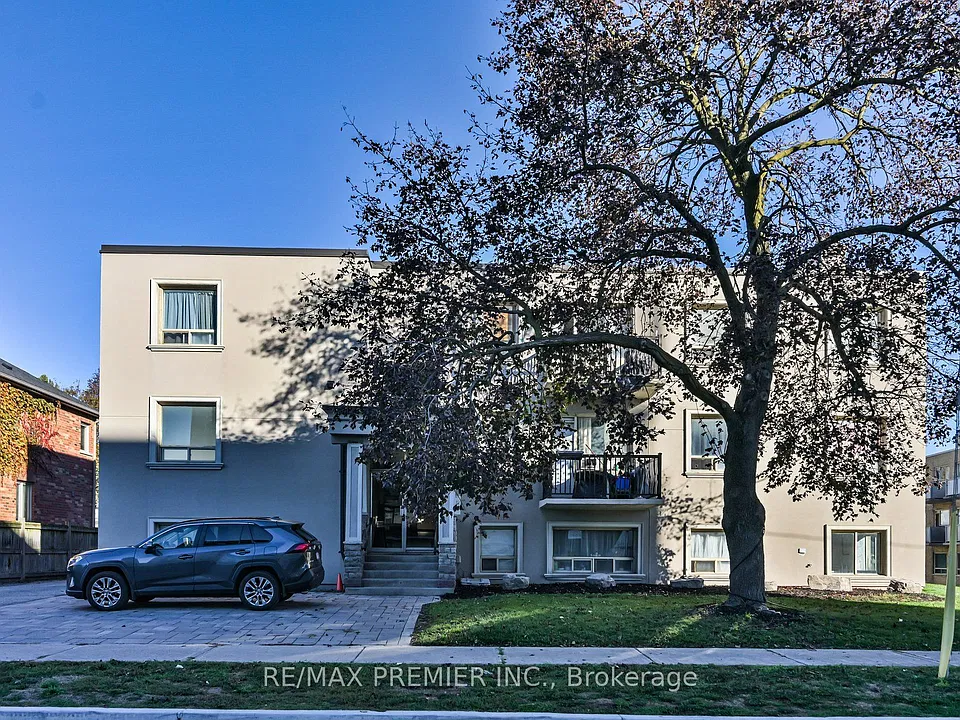 10 Ellison Ave #101