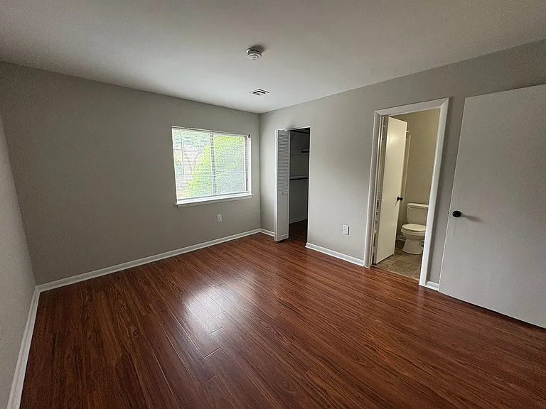 4804C Spring Lake Dr — Photo 12