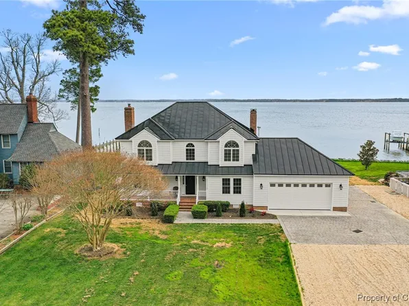 217 Kilmer Point Dr, Urbanna, VA 23175
