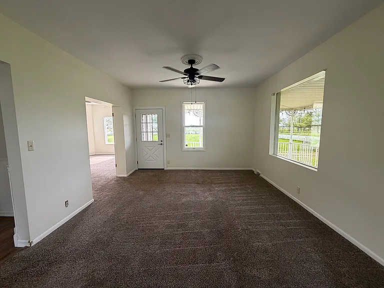 6281 E 5000n Rd — Photo 16