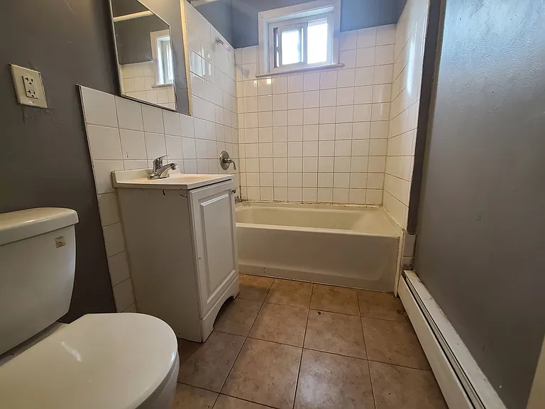256 Mather St #2B — Photo 5