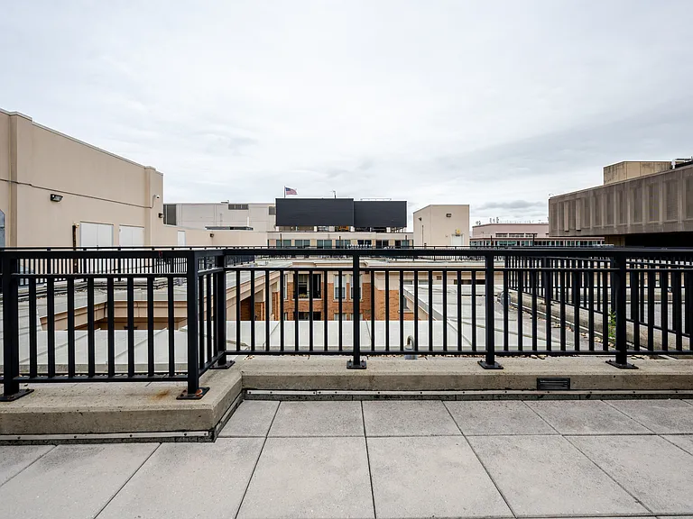 915 E St NW #317 — Photo 44