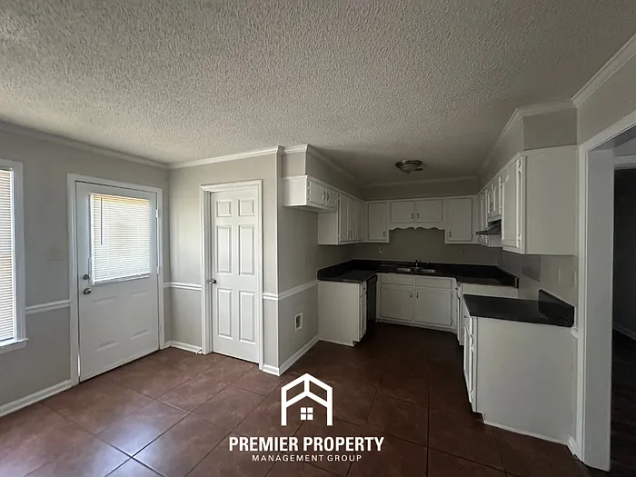 6689 Harpeth Cv — Photo 4