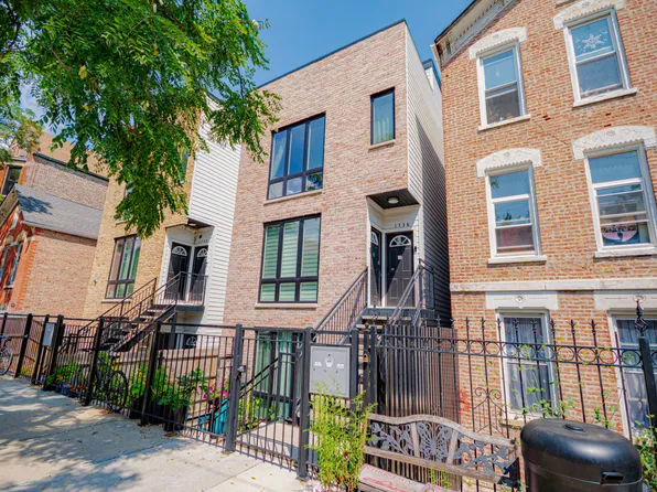 1738 W 17th St #2, Chicago, IL 60608