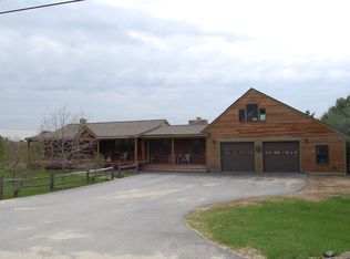 9 Farrington Rd, Gorham, ME 04038