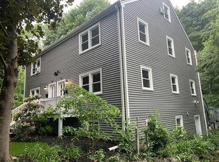 10-12 Church Ct, Woburn, MA 01801