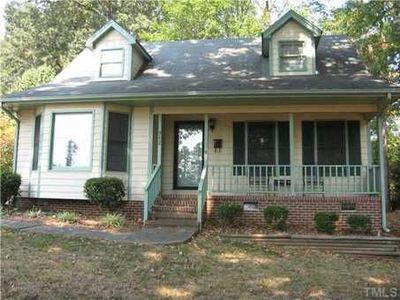 912 W 5th St, Siler City, NC, 27344