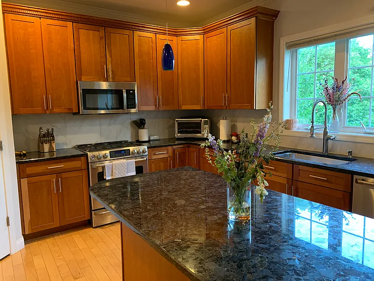 Abigail Dr — Photo 5