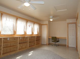 735 Newbern Rd, Pulaski, VA 24301