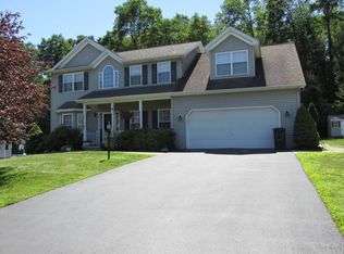 5 Morocco Ln, Schenectady, NY 12304