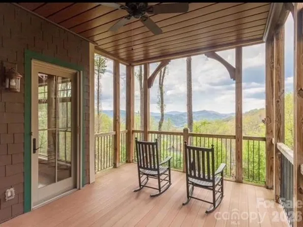 45 Creekside Way #I-102, Burnsville, NC 28714