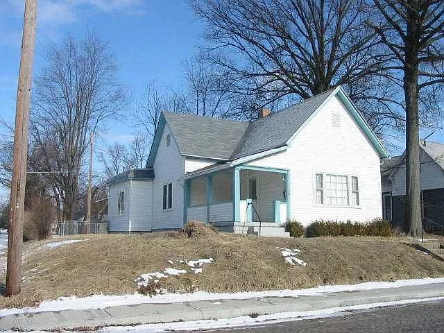 504 E Blaine St photo 1