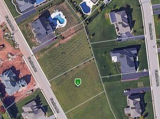 2715 Farnham Ln, York, PA 17408