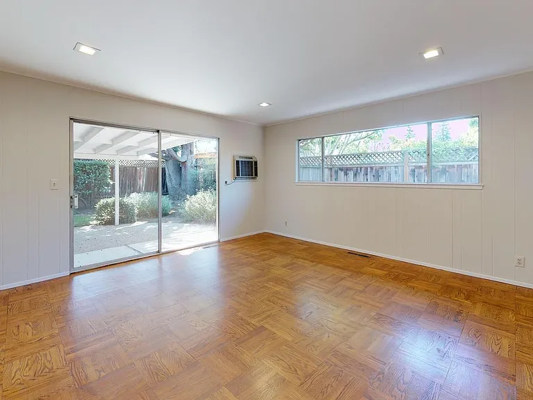 1233 Levin Ave — Photo 12