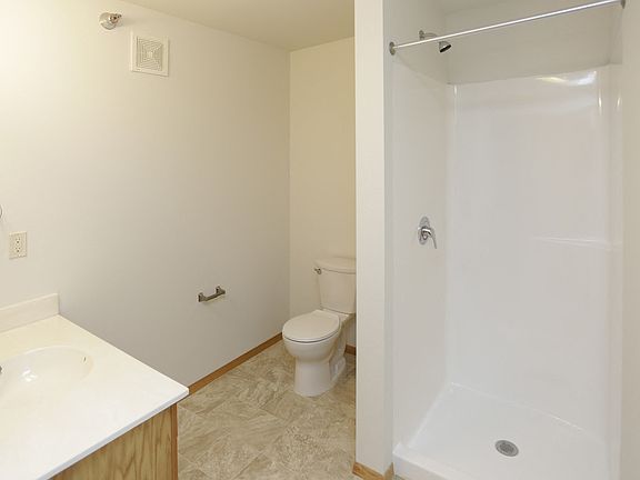 5th image of 3530 S 15th St #302
